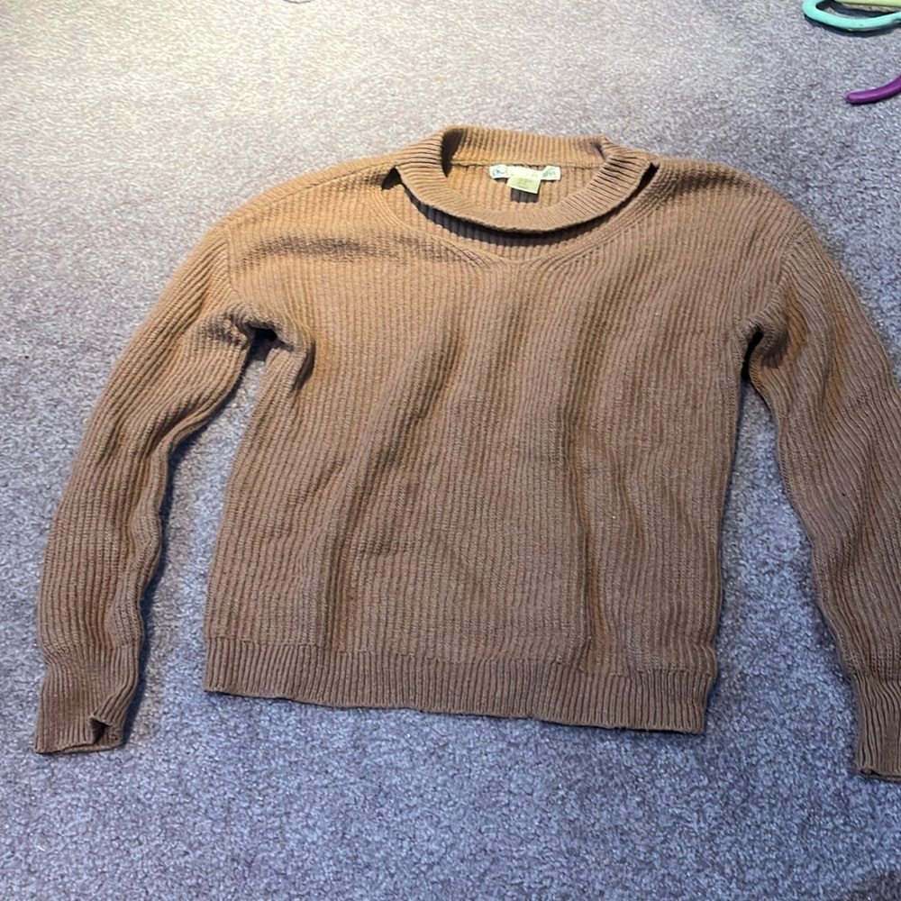Neutral brown sweater with separated neckline